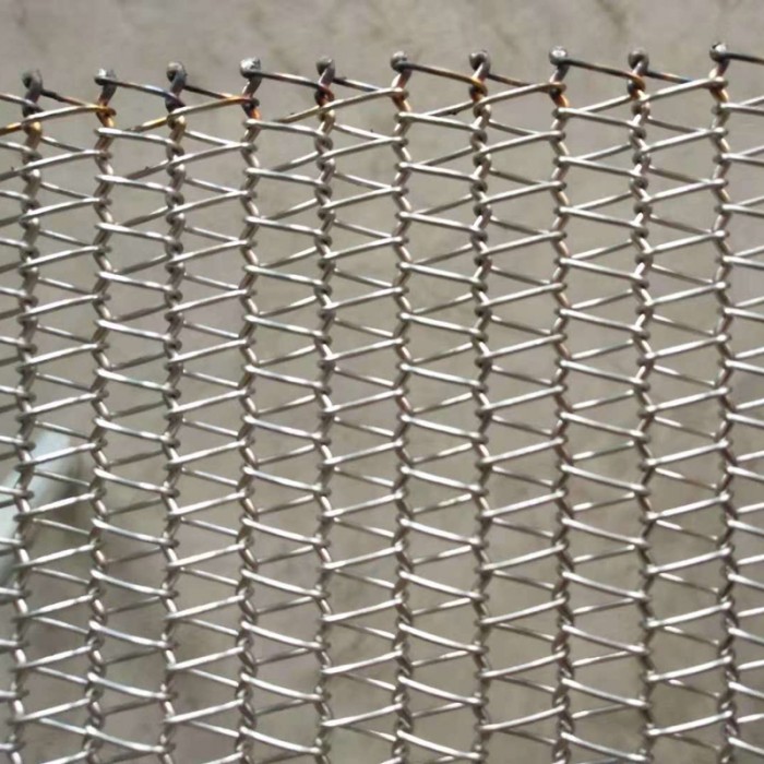 Stainless steel conveyor belts